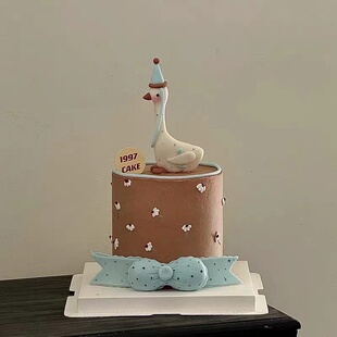 大白鹅百天满月周岁生日蛋糕装饰摆件三十而立小鹅小天鹅装扮配件