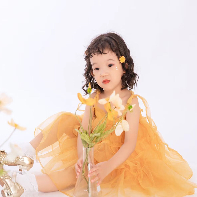 女童潮装走秀时装模特影楼潮拍服