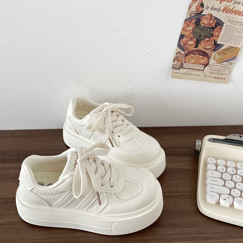 4.5cm增高厚底小白鞋韩系板鞋子