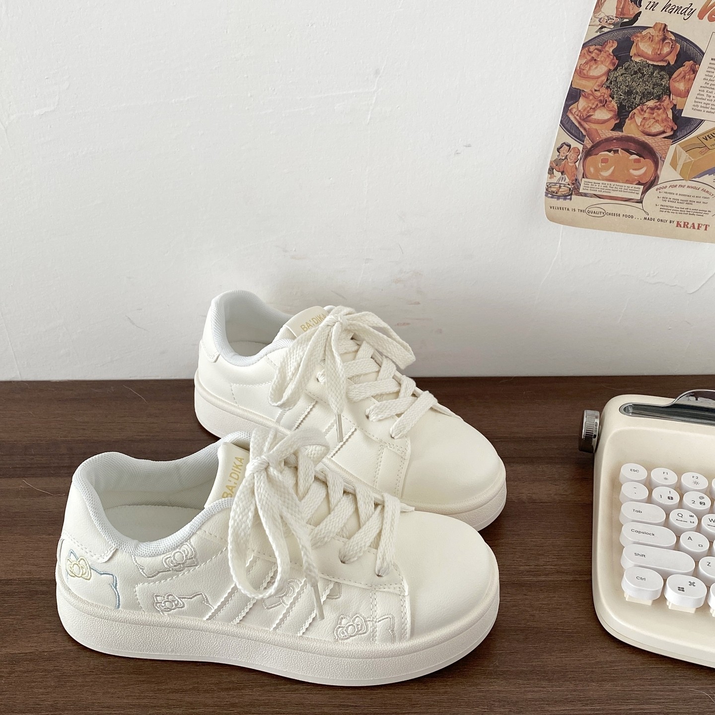 喜叔 小众KT猫刺绣小白鞋女2026春季新款厚底休闲运动板鞋德训鞋,女鞋,休闲板鞋,淘宝优惠券,粉丝福利购,淘宝优惠卷