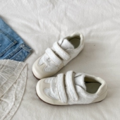 奶油魔术贴加绒小白鞋 女款 秋冬平底百搭德训鞋 喜叔 保暖毛毛棉鞋