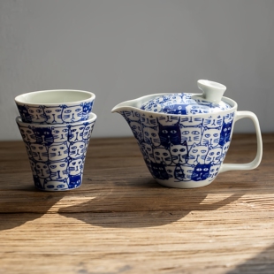 日本有田烧 可爱猫咪茶壶茶具套装咖啡杯日式带滤网泡茶壶进口 Xh
