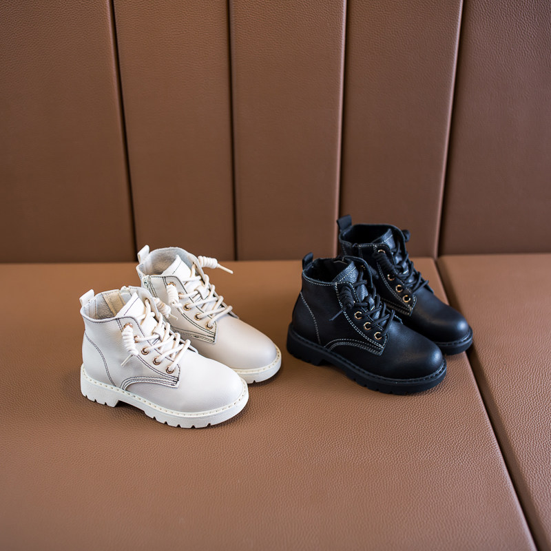 女童靴子2020秋季新款男童牛皮短靴兒童低幫馬丁靴中大童時裝單靴在類目 童鞋/嬰兒鞋/親子鞋, 靴子/雪地靴中 - 來自Buy2taobao.com提供專業的淘寶代購服務