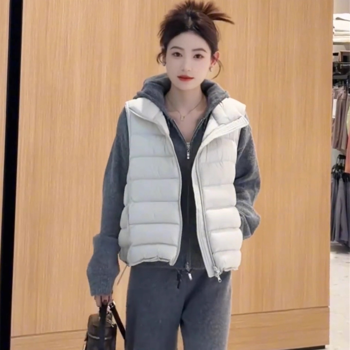 白鸭绒羽绒马甲女背心短款秋冬新