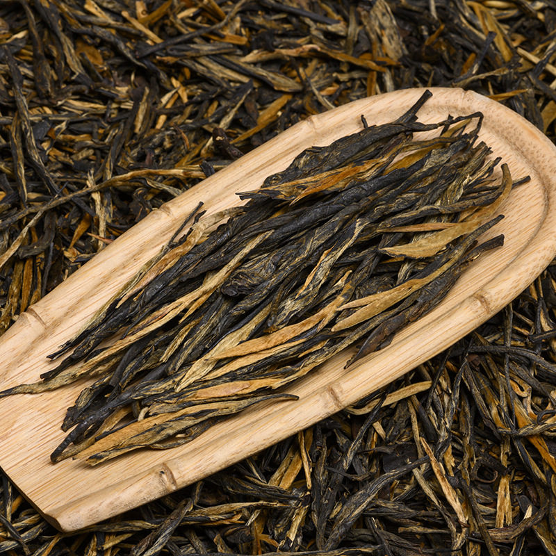 2020云南凤庆古树松针滇红茶茶叶铁罐礼盒装250g500g节日送礼126