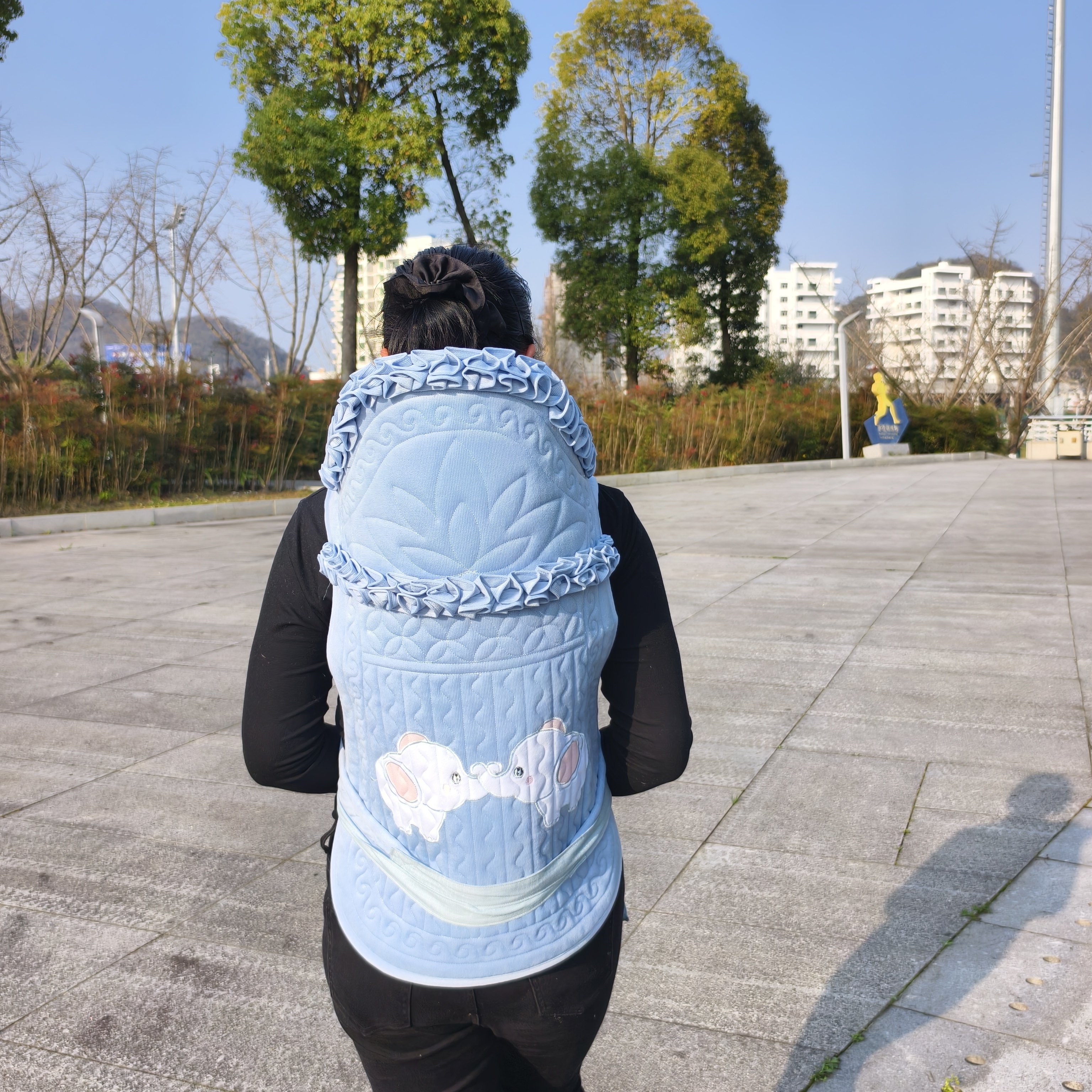 贵州传统老式婴儿双肩背巾宝宝背袋背带前抱式云南贵州四川背小孩