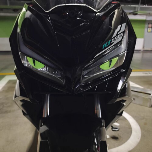 适用赛科龙RT150S\250夜光猫眼贴