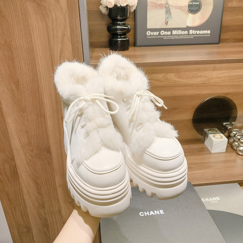 柯珂依尔加绒保暖内增高雪地靴