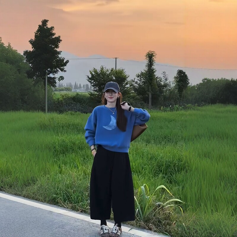 秋季韩版宽松显瘦月亮印花卫衣