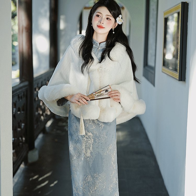 温柔仙女加厚斗篷披肩配旗袍秋冬文艺百搭保暖毛绒领外搭开衫加绒