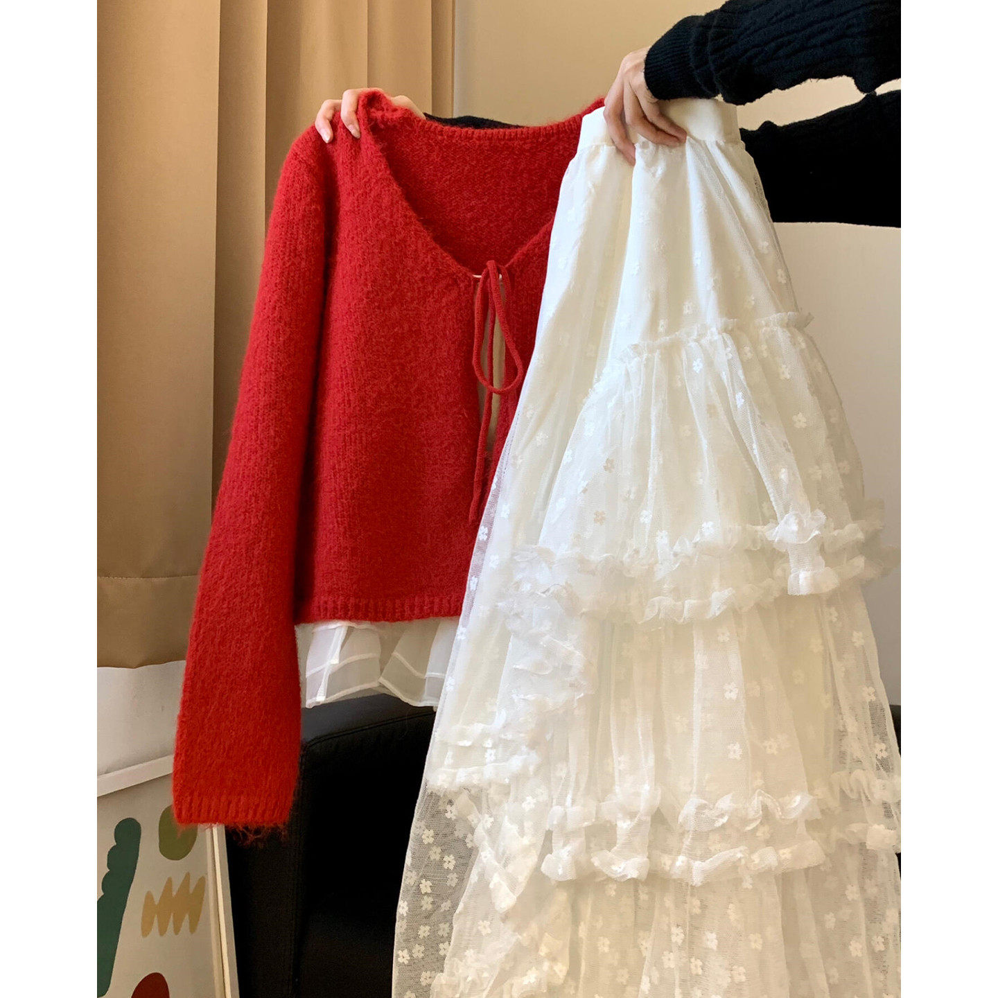 新年穿搭红色针织洋装子女冬季2026新款爆款上衣吊带半身裙套装
