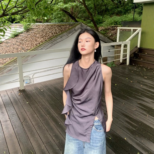 轻露肤荷叶边飘带背心女2026夏季新款高雅灰不对称上衣