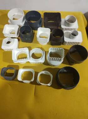 PVC雨水管方圆转换接头方管变圆直接塑料铝合金落水管配件方转圆