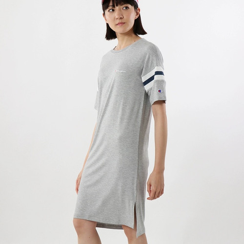 旭洋体育CHAMPION 日本冠军女士拼色短袖T恤刺绣连衣裙 CW-PS306