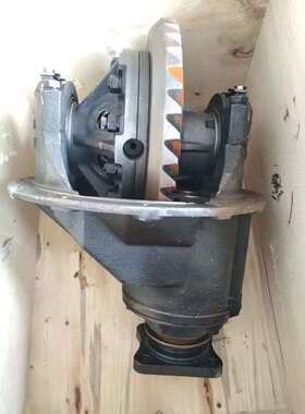 重汽豪沃轻卡悍将统帅主减速器总成配件QT305D82-2402000