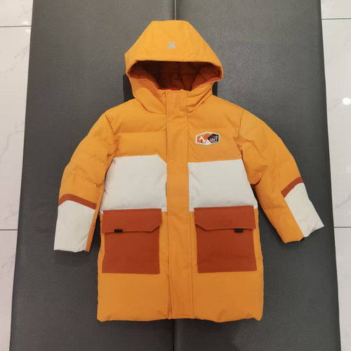 特步儿童羽绒服冬季新款保暖连帽