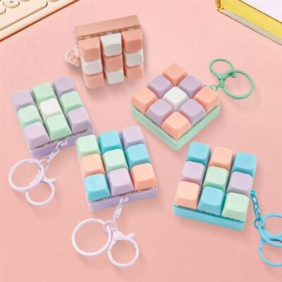 clicker keyboard fidget toy解压按键键盘捏捏乐减压钥匙扣玩具