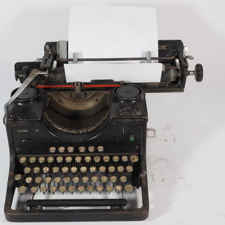 1930s西洋古董德国黛安芬triumph老式机械英文打字机功能正常摆件