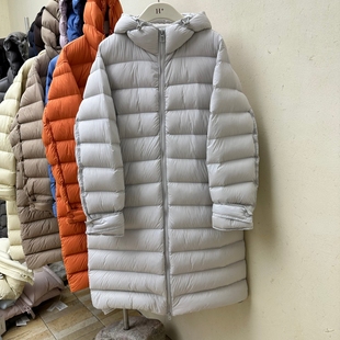 欧货2025冬新款羽绒服女中长款云朵泡芙排骨连帽过膝加厚保暖外套