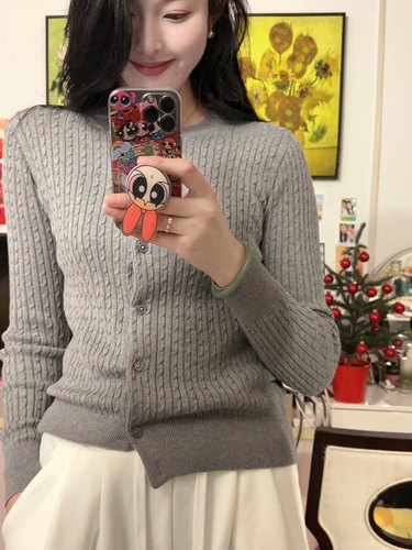 赵露思同款细小绞花针织衫