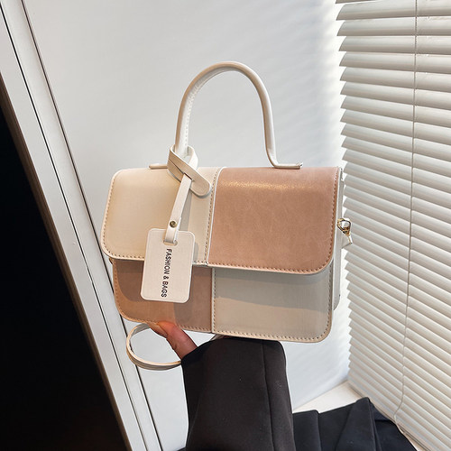 单肩斜挎包通勤手提小方包