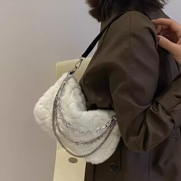 洋气毛绒时尚毛毛包赫雅腋下包