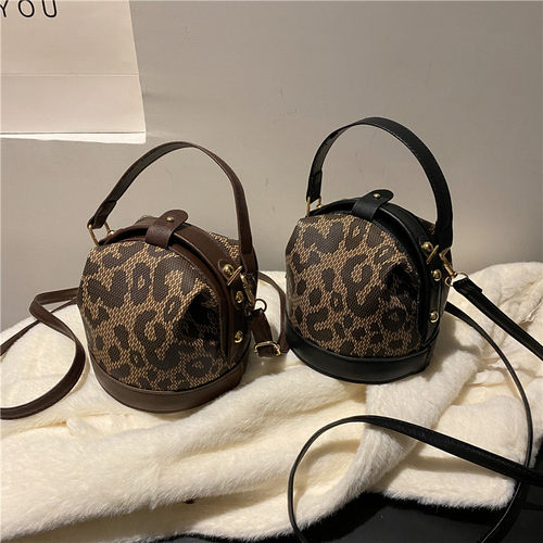 小众设计高级感复古女手提小圆包