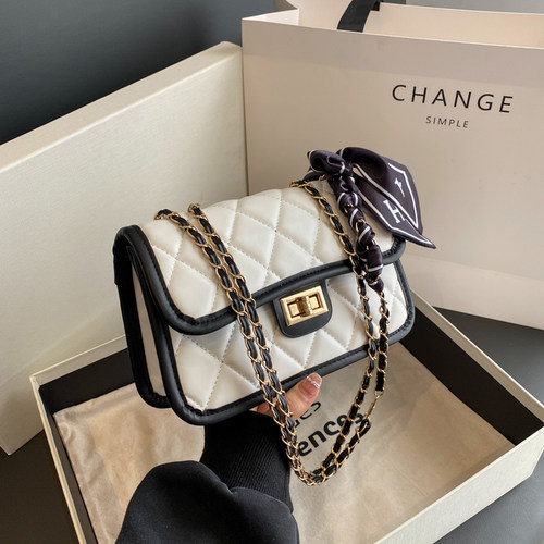 赫雅蝴蝶结菱格小方包超低价