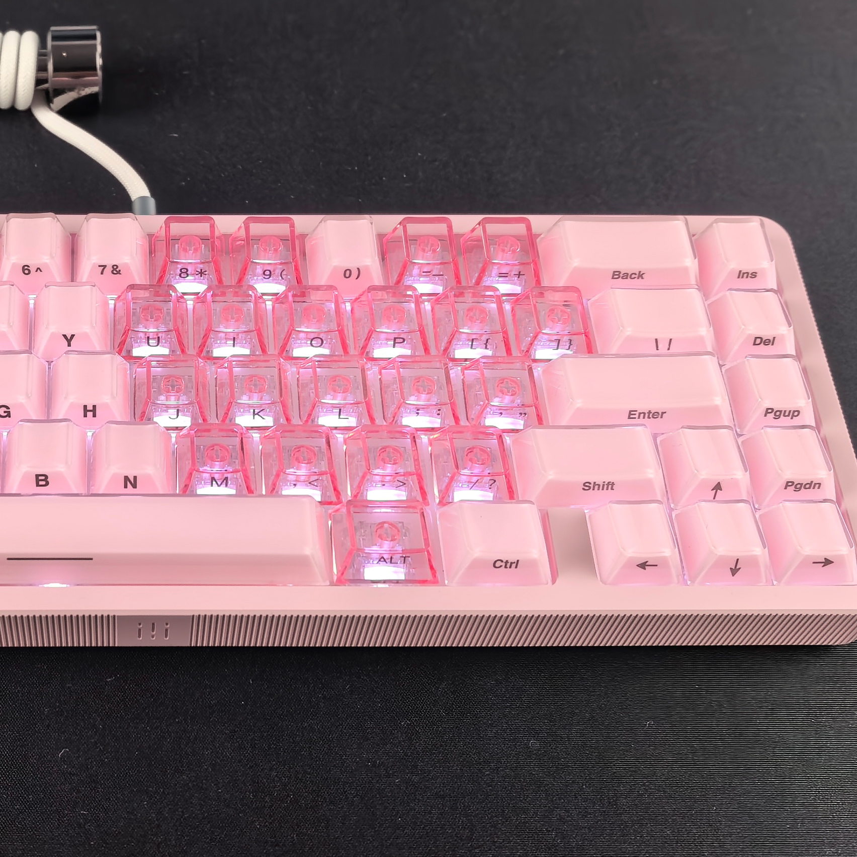 XVX粉色果冻水晶拼侧刻爱心键帽适配made68迈从Ace68 ATKRS6 EZ63