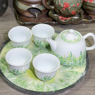 羊脂玉铃兰花泡茶壶带四个杯子小茶盘