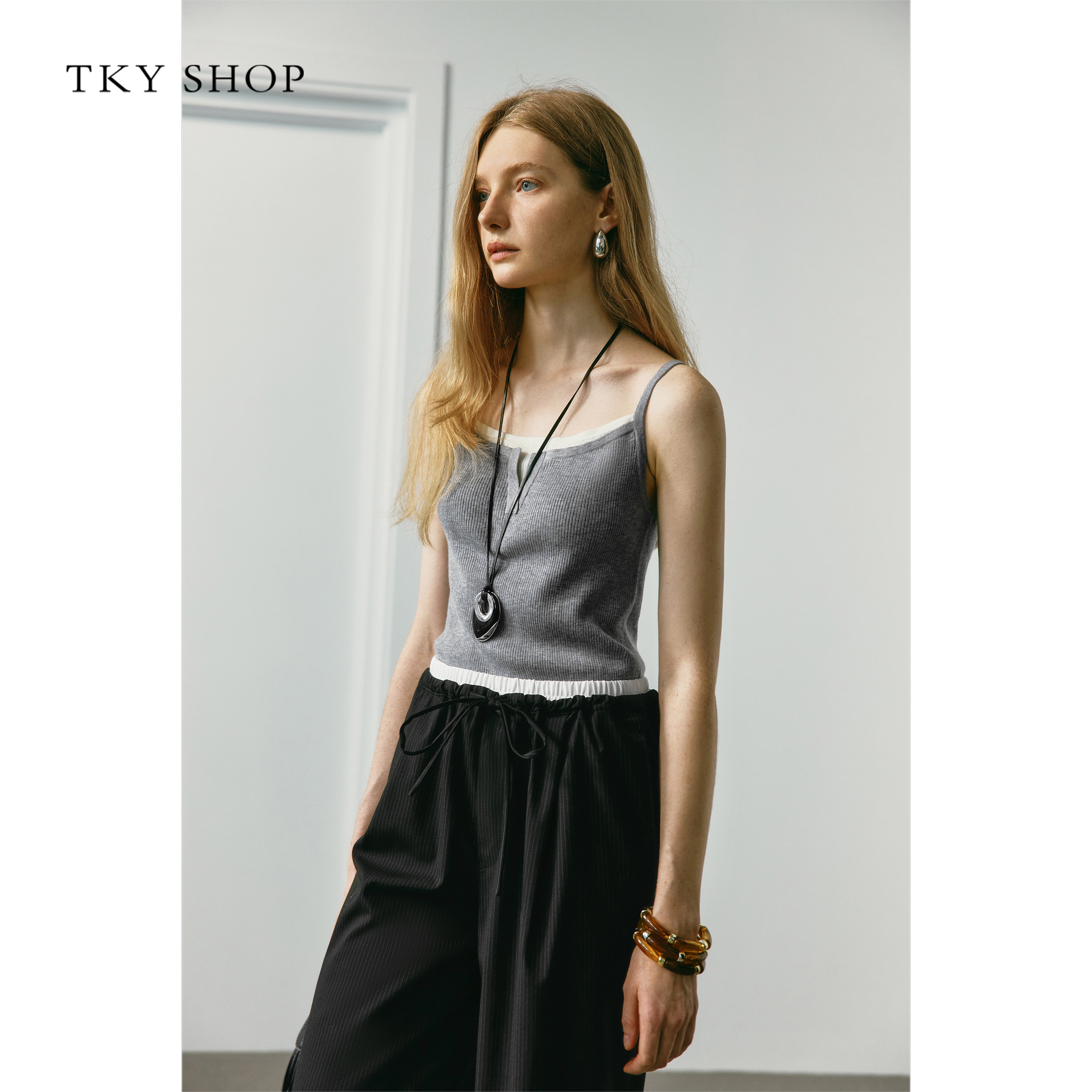 TKYSHOP假两件吊带2025秋新款