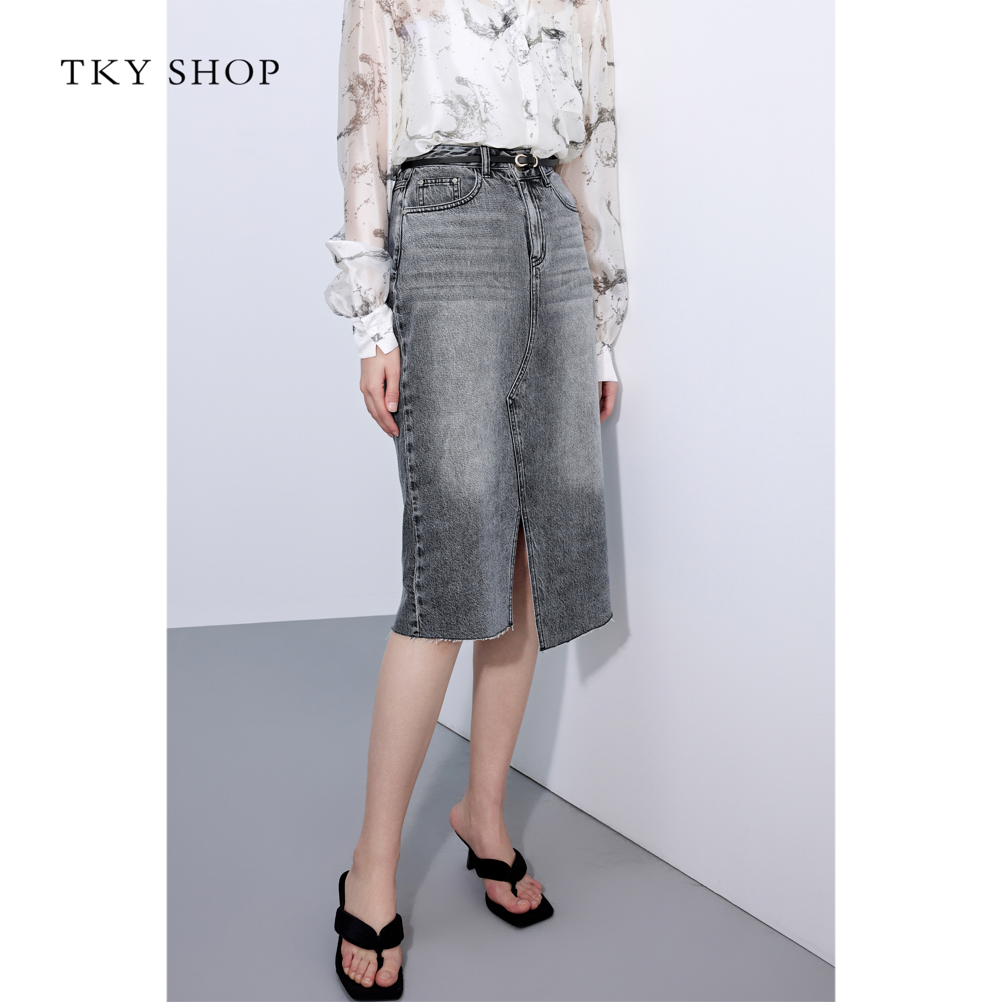 TKY SHOP不规则开叉牛仔半身裙