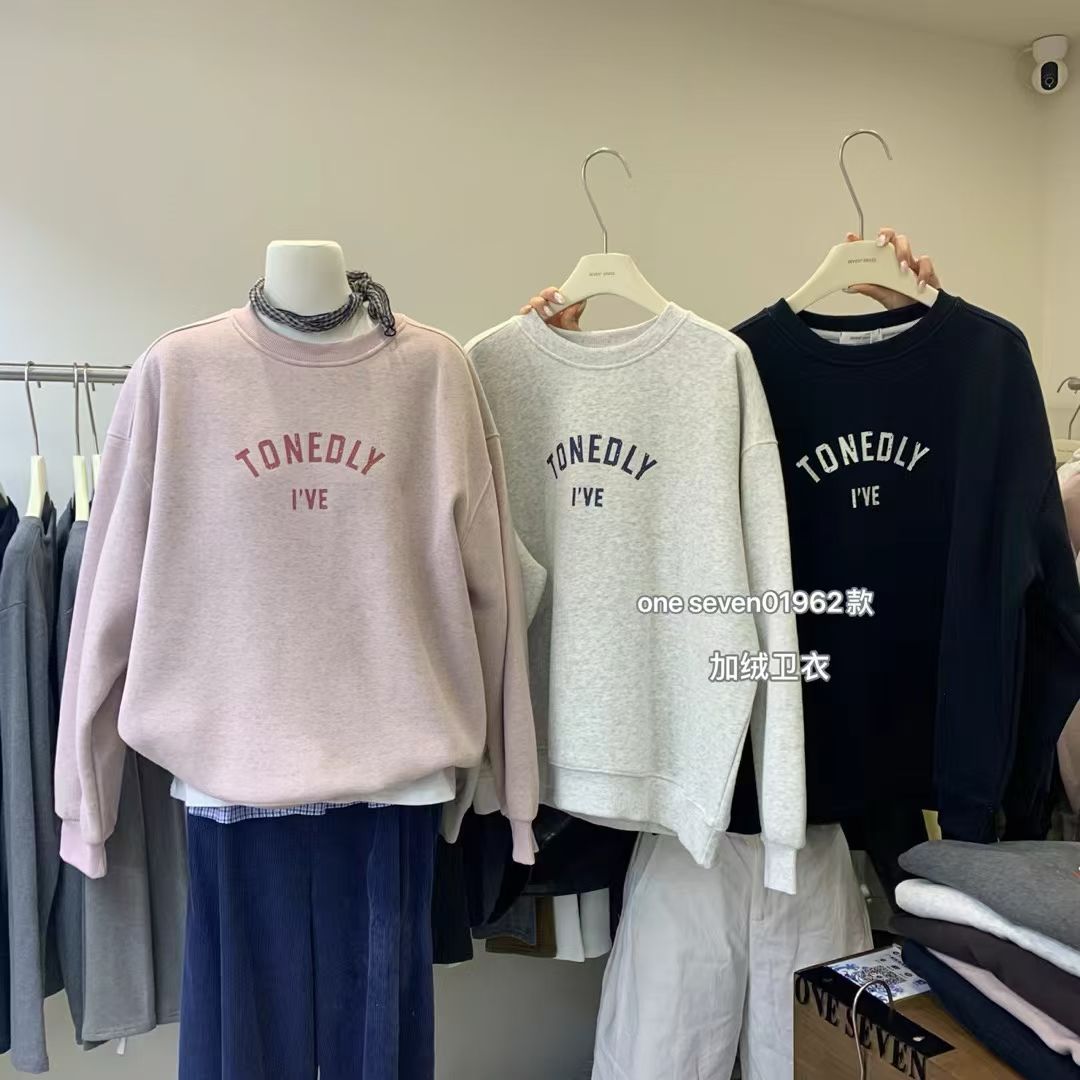 oneseven韩版休闲风字母印花卫衣