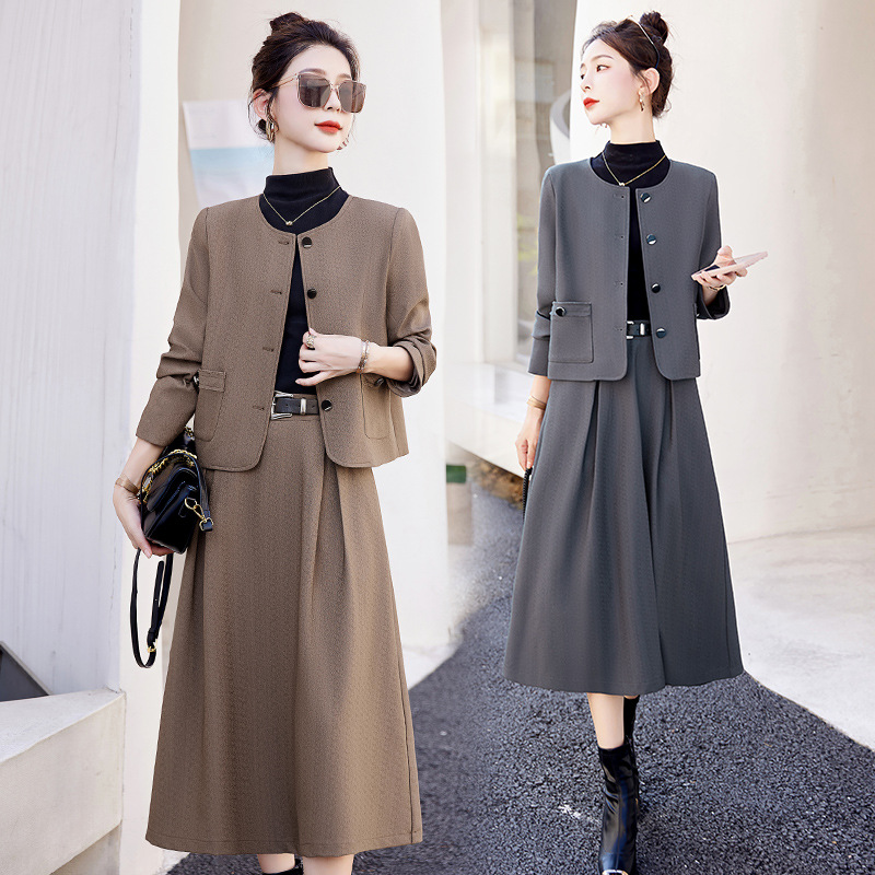 今年流行特惠秋季外套半身裙两件套女装2025新款早初秋穿搭一整套