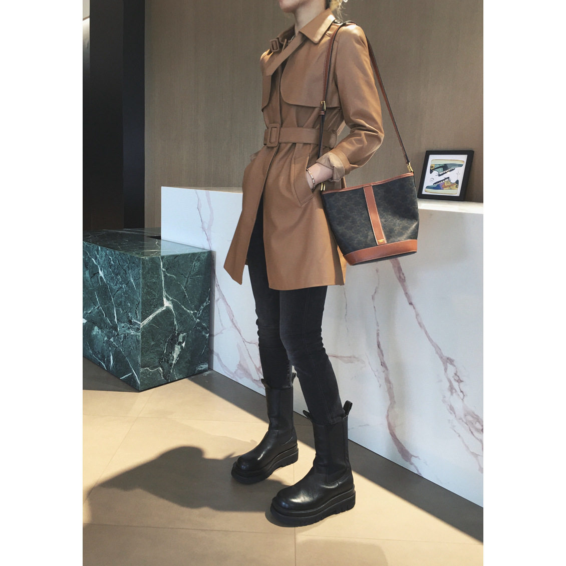 今年流行特惠新色焦糖色自然哑光 轻涂层育克肩章直筒皮风衣2025,女装/女士精品,皮衣,淘宝优惠券,粉丝福利购,淘宝优惠卷