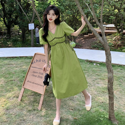 温柔森系贴织带V领连衣裙女夏法式高级感初恋裙艺术风格奶甜女装