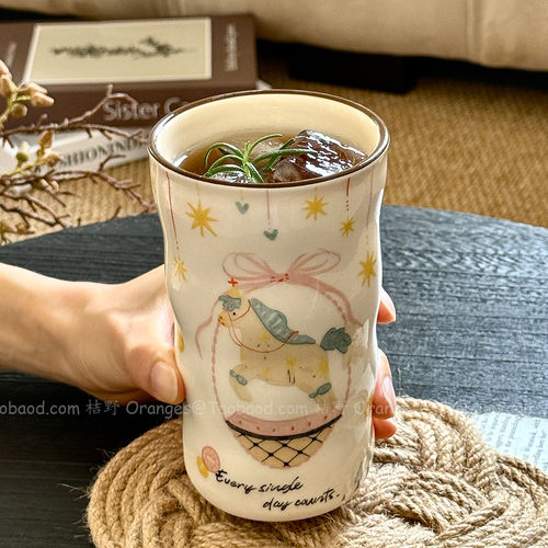 牧趣木马蝴蝶结陶瓷手握杯