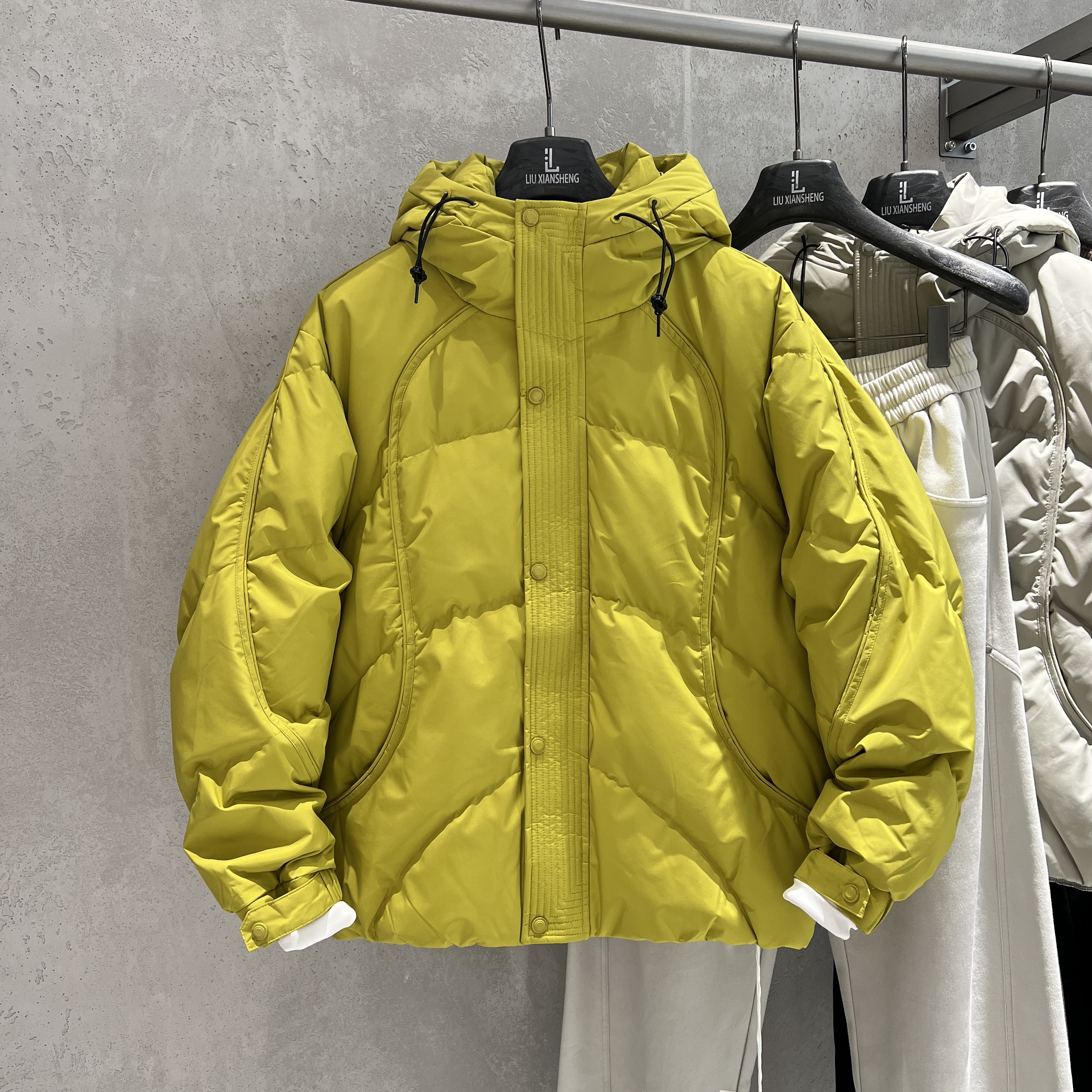 冬季连帽羽绒服保暖上衣面包服