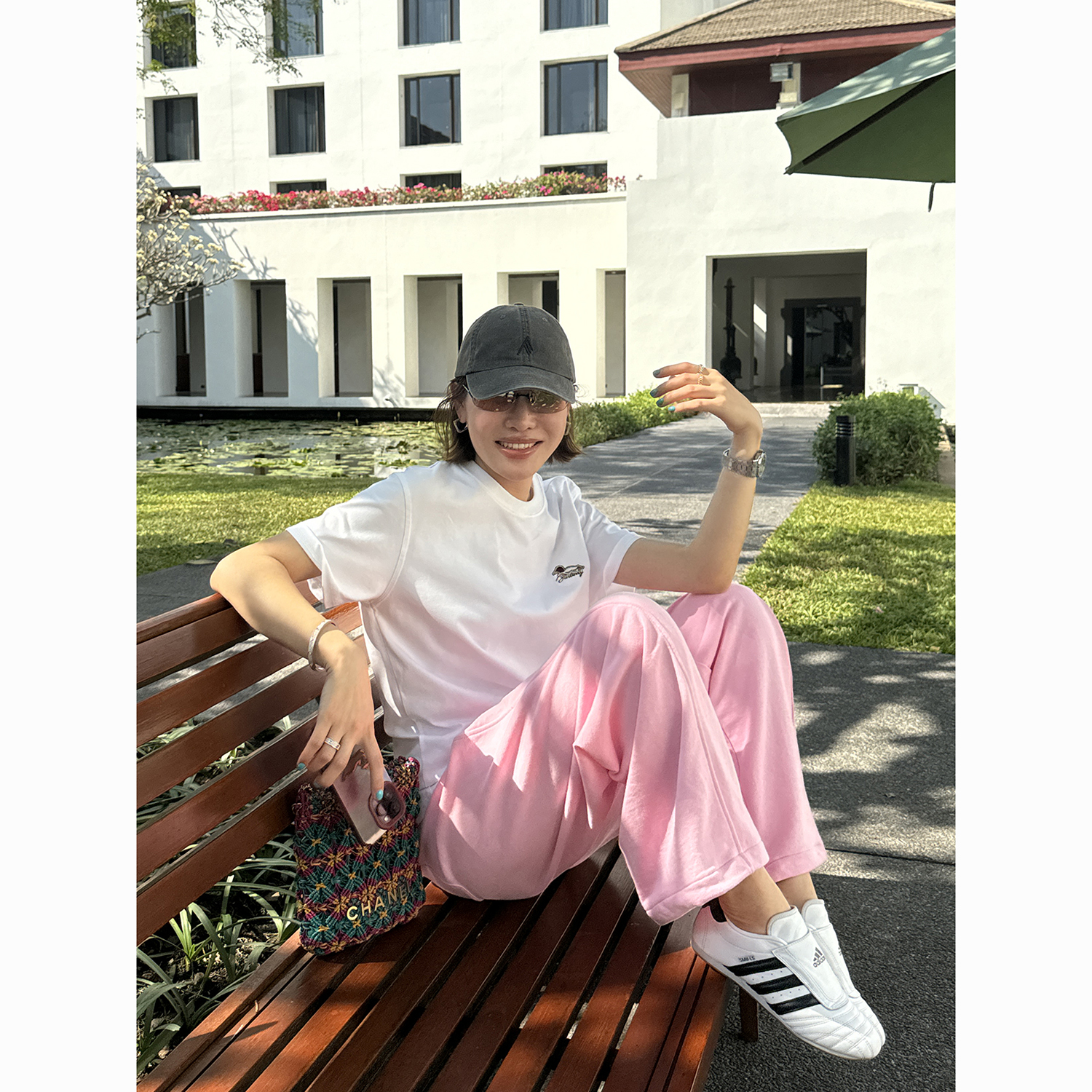 高克重刺绣宽松短袖T恤