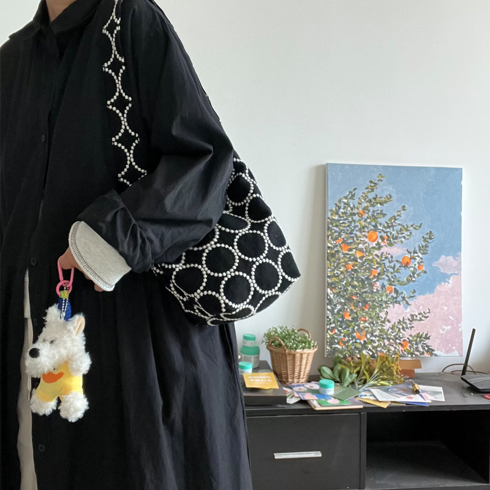 日系小hobo皆川明风铃鼓花棉麻重工刺绣单肩包手提包迷你腋下包