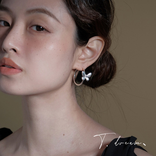 《伊甸园的梦》蝴蝶圈圈耳环女小众设计高级耳饰耳钉耳坠2026新款