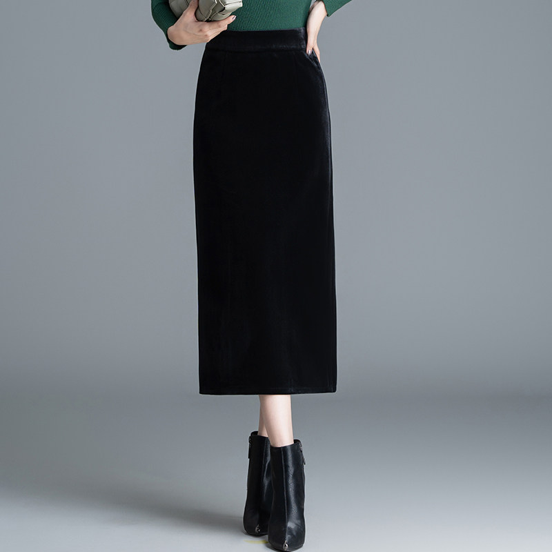 黑色修身金丝绒直筒裙女秋冬季新款高腰通勤包臀半身裙中长裙子