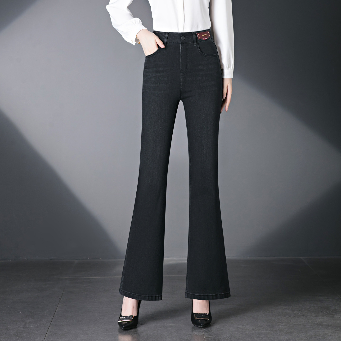 时尚气质高腰微喇牛仔裤女2026春夏新款黑色修身显瘦弹力百搭长裤