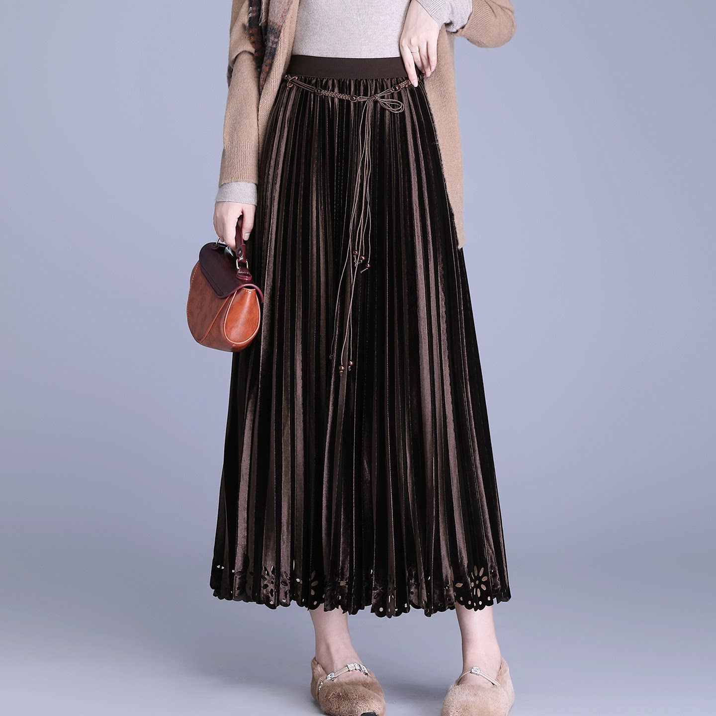 2025新款秋冬丝绒百褶裙女松紧高腰垂感显瘦a字半身裙大摆长裙子