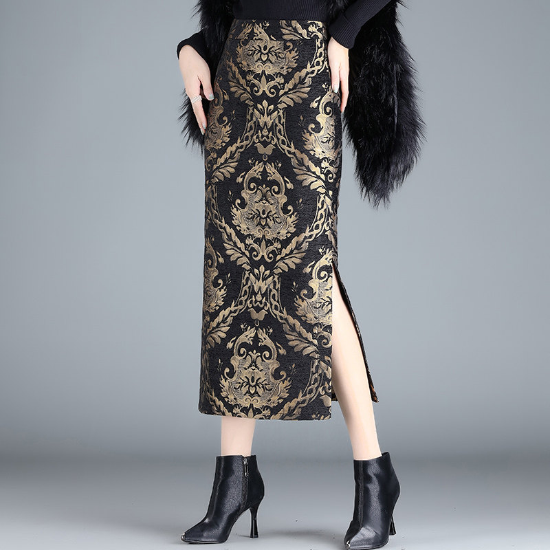 丝绒烫金直筒裙女春秋2025新款复古修身开叉包臀半身裙中长一步裙