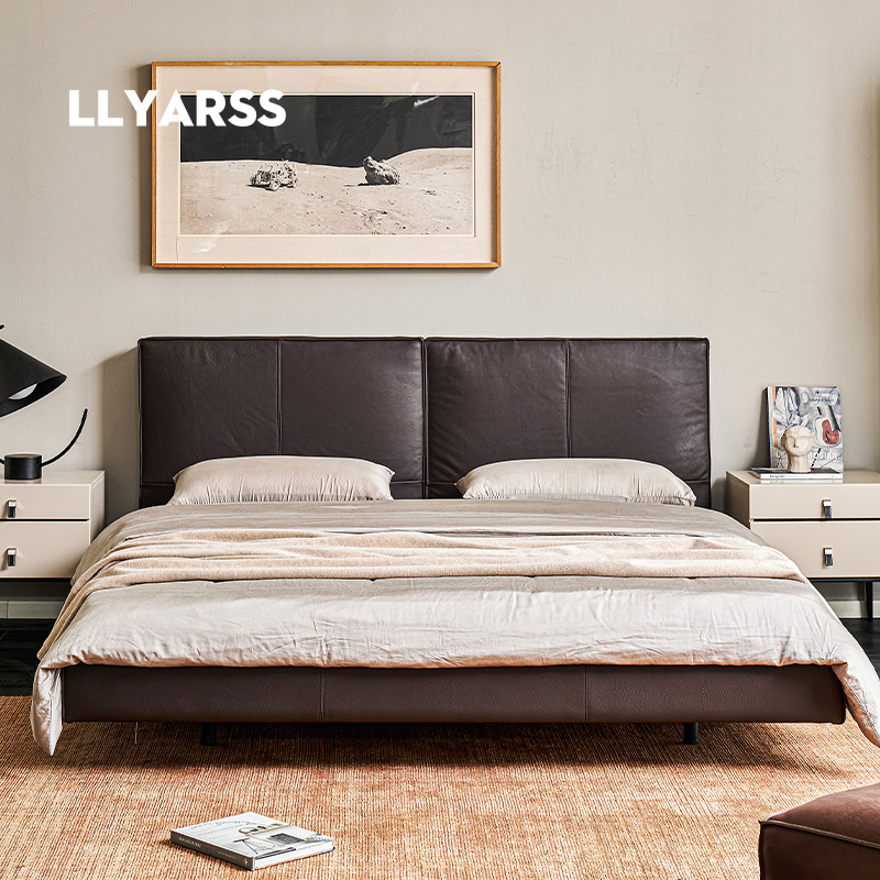 利亚斯意式极简卧室双人皮床