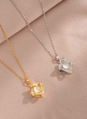 项链女 网红旋转锆石花朵小众时尚新款设计感气质四叶花钛钢项链