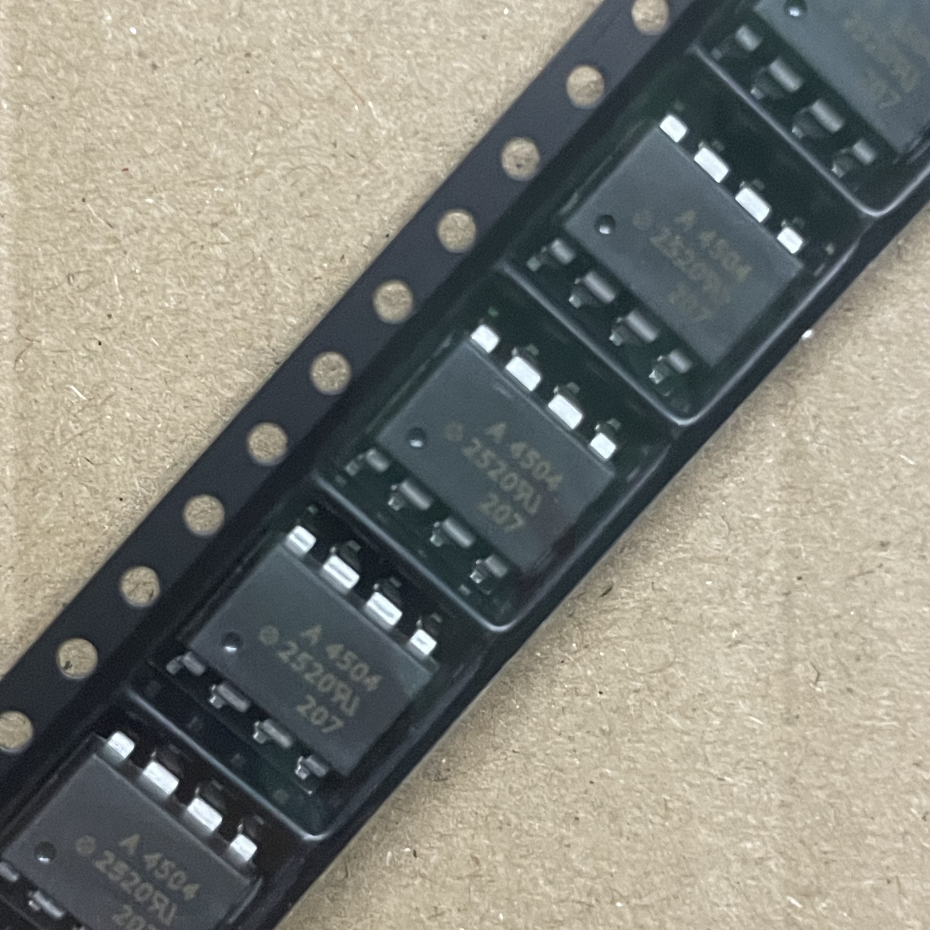 HCPL-4504 HCPL-4506 A3120/A3150/A3180贴片光耦光电耦合器SOP8