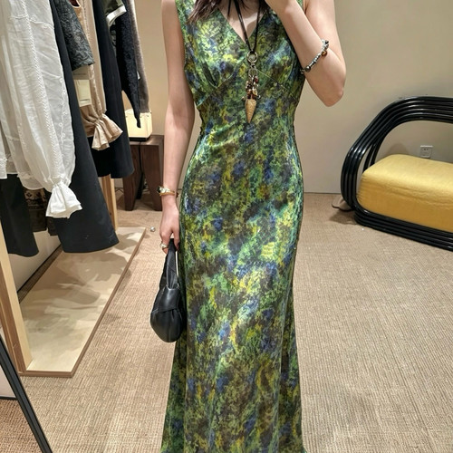 至上-26夏上新唯美香云纱斜裁修身优雅气质连衣裙(不含项链)w7240