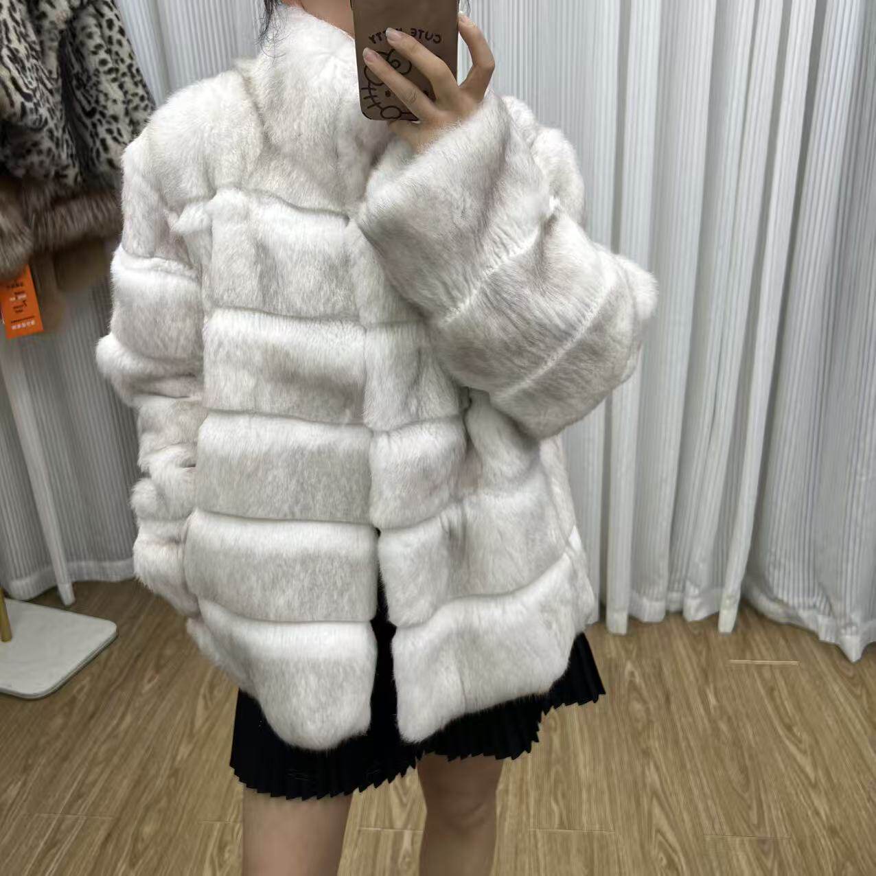 海宁女士时尚保暖兔毛整皮立领皮草外套